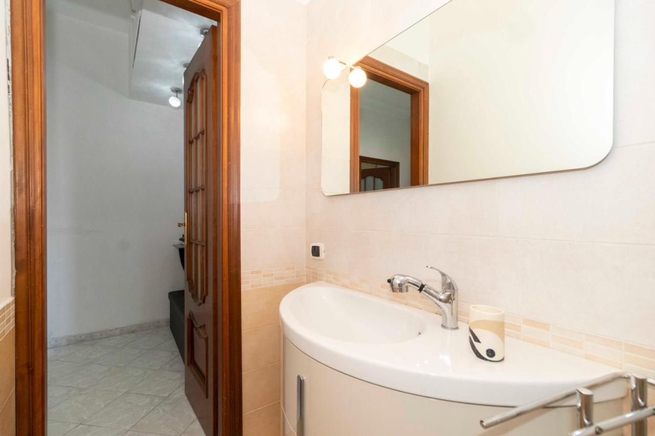 Mm Bengasi Modern Apartment تورينو المظهر الخارجي الصورة